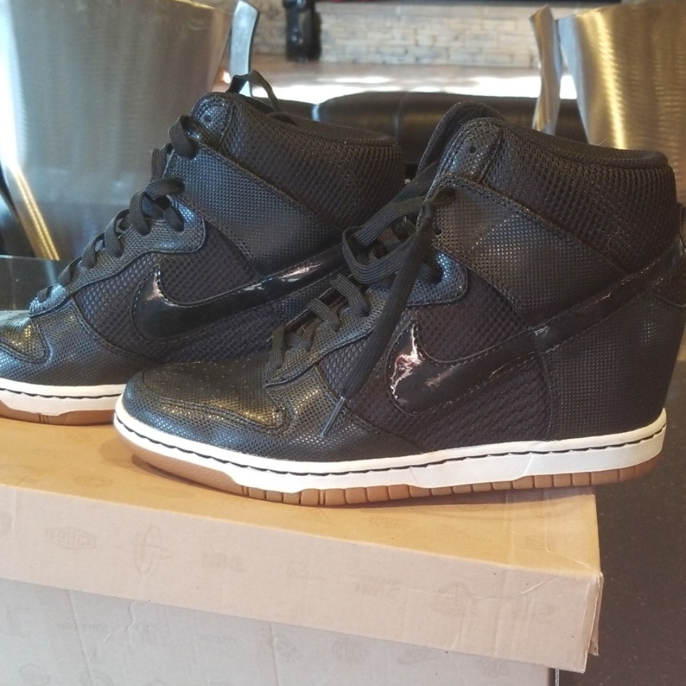 Black Nike sneaker